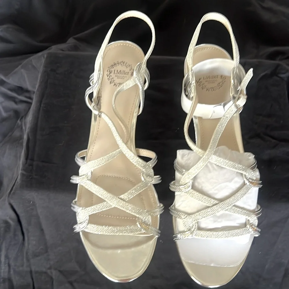 NWT Original Box I. Miller Two-Tone Silver Strappy Dressy Wedges. Size 7 - Picture 1 of 10